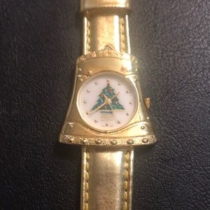 CHRISTMAS TREE 🎄 WATCH